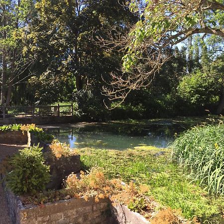 Le Domaine Du Moulin Foulon Hotel Essay Luaran gambar