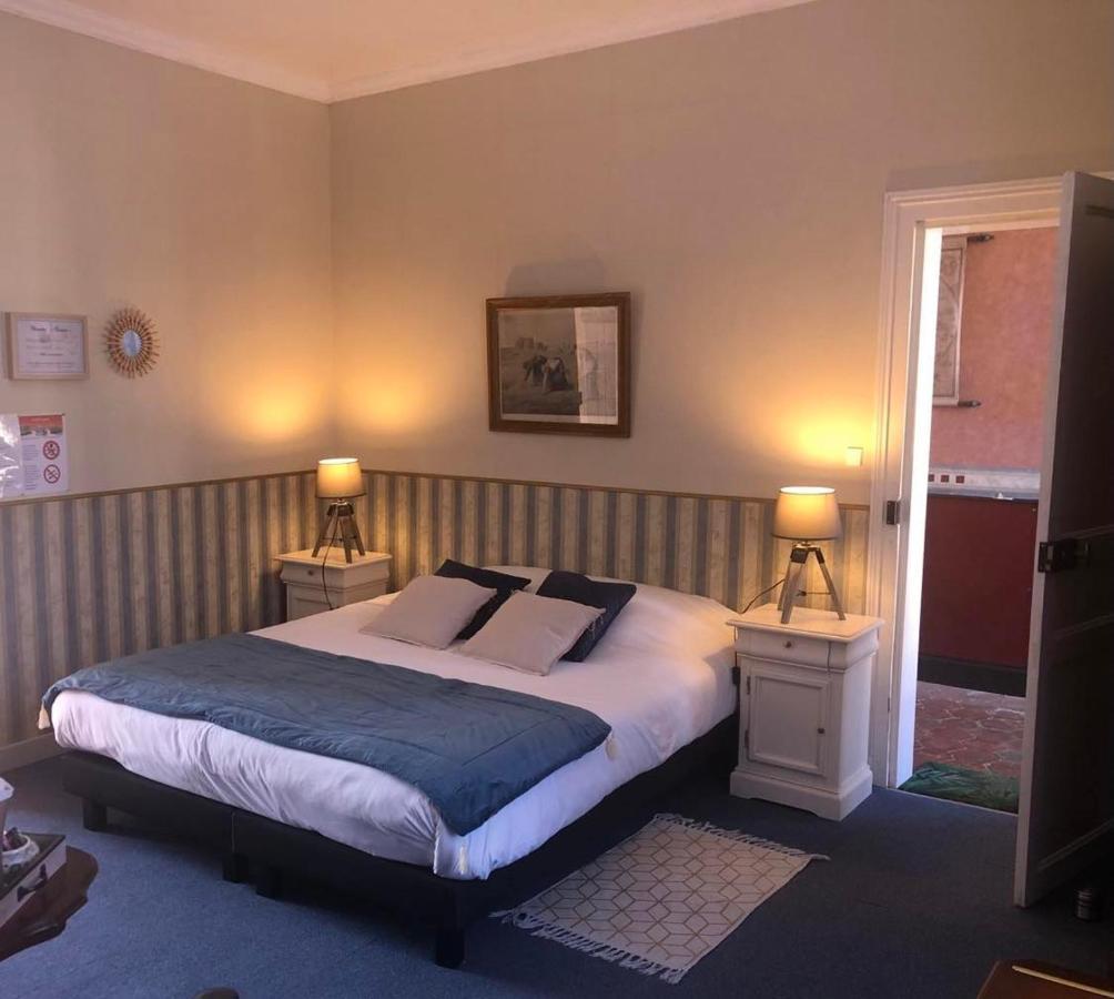 Le Domaine Du Moulin Foulon Hotel Essay Luaran gambar