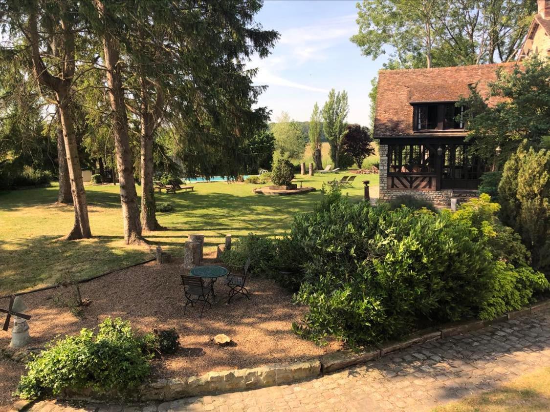Le Domaine Du Moulin Foulon Hotel Essay Luaran gambar