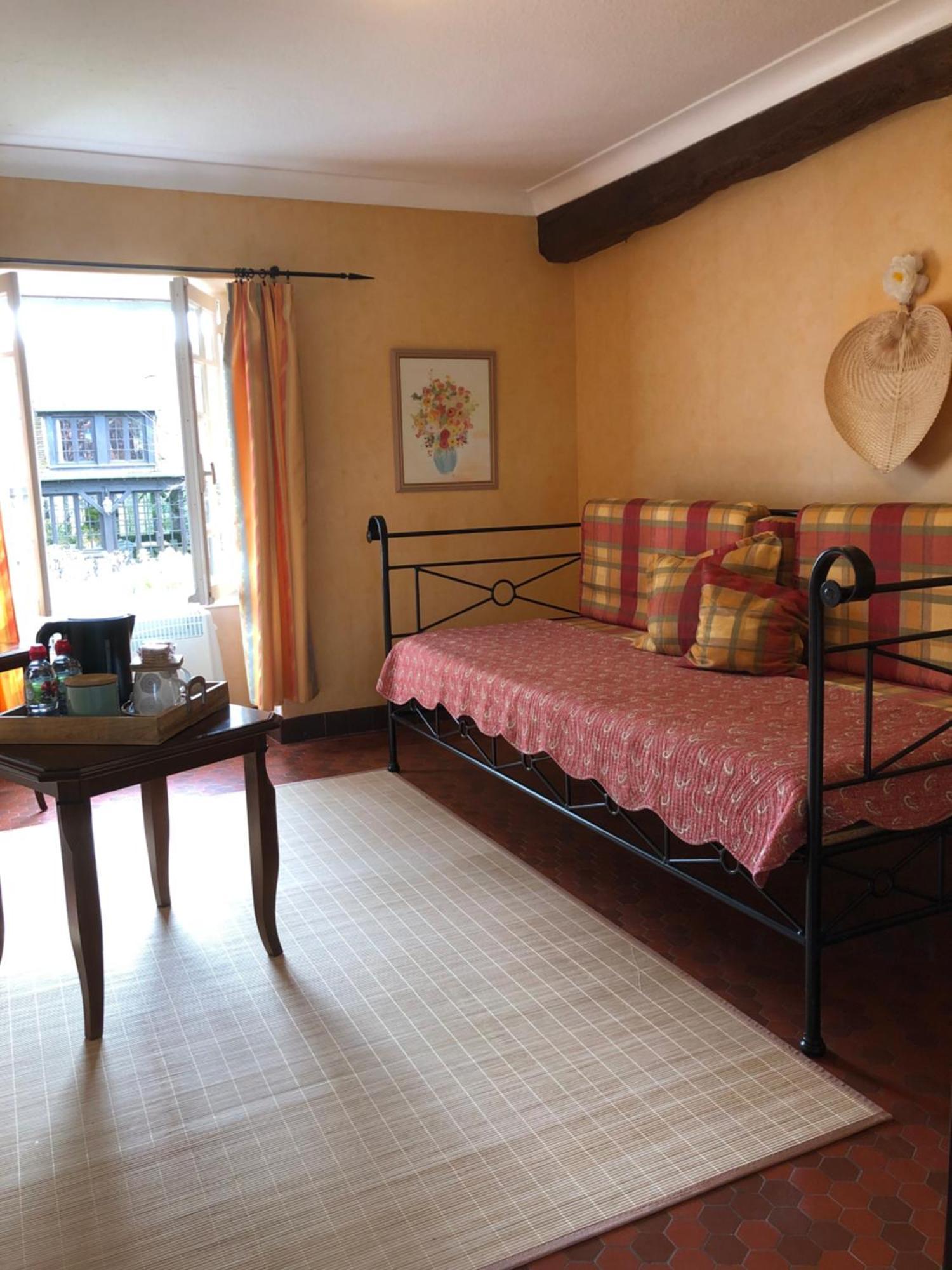 Le Domaine Du Moulin Foulon Hotel Essay Luaran gambar